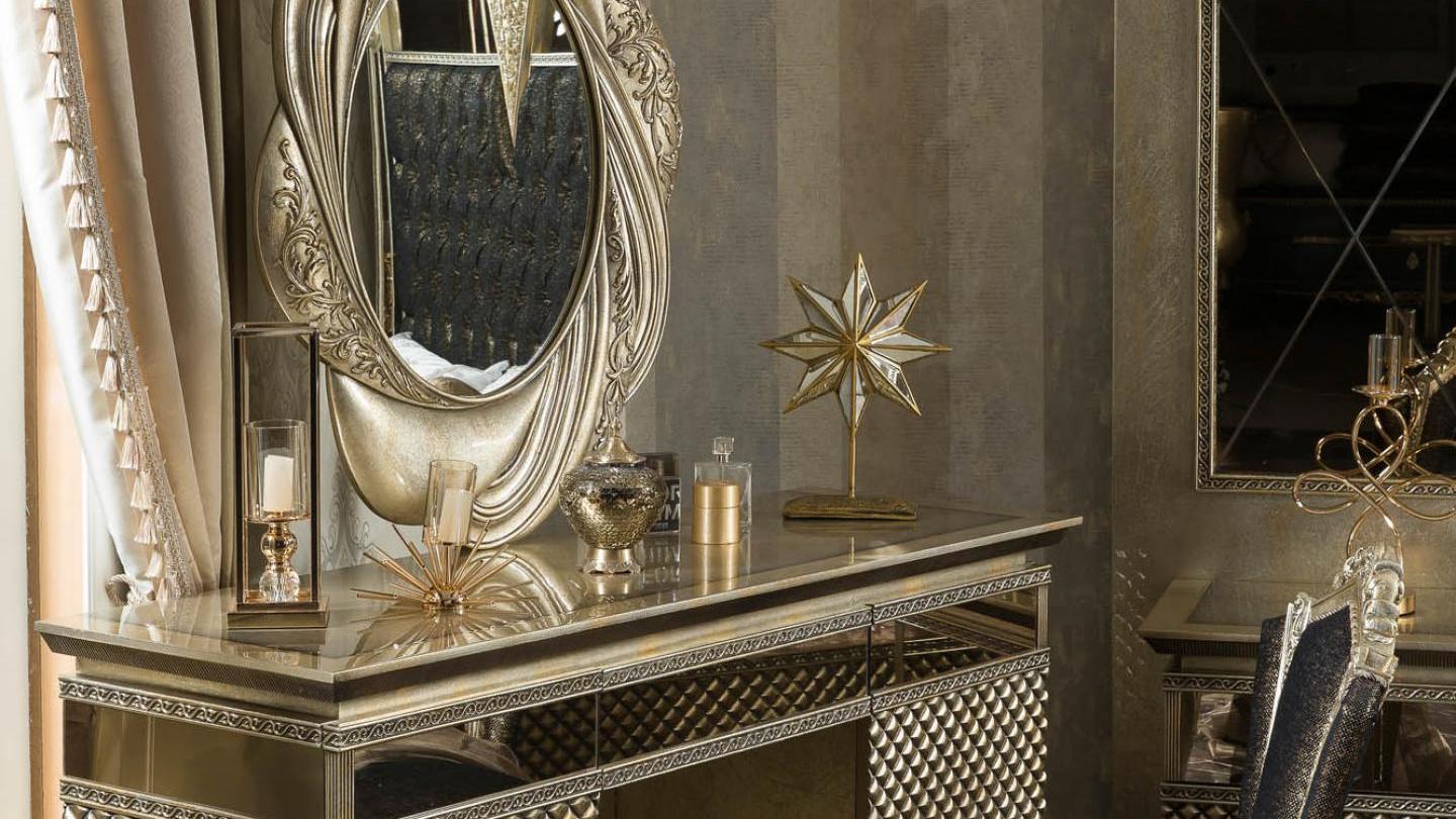 Konakri Yatak Odası