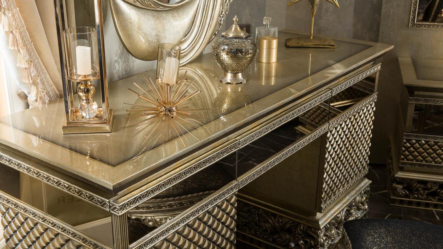 Konakri Yatak Odası