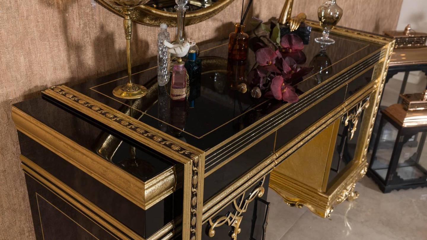 İslamabat Black Yatak Odası